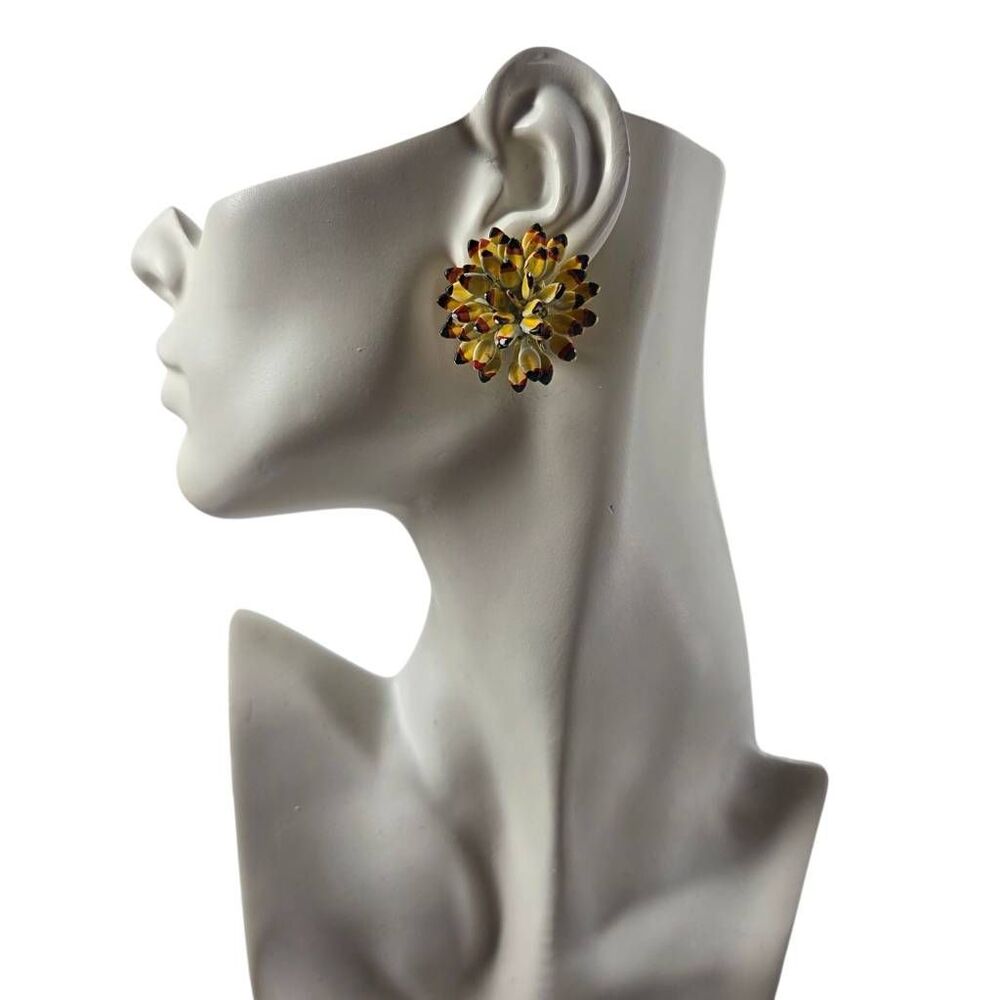Sculptural Enamel Floral Clip-On Earrings | 1950s–1960s | 1.50"